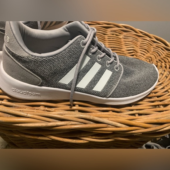Adidas Neo Cloudfoam grey running shoes 9.5-Wore just a few times -like new - Picture 7 of 11